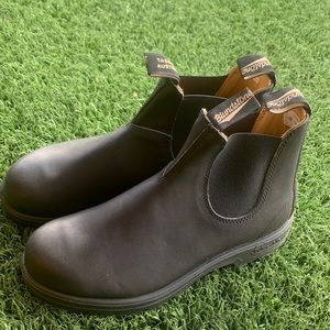 Blundstone black